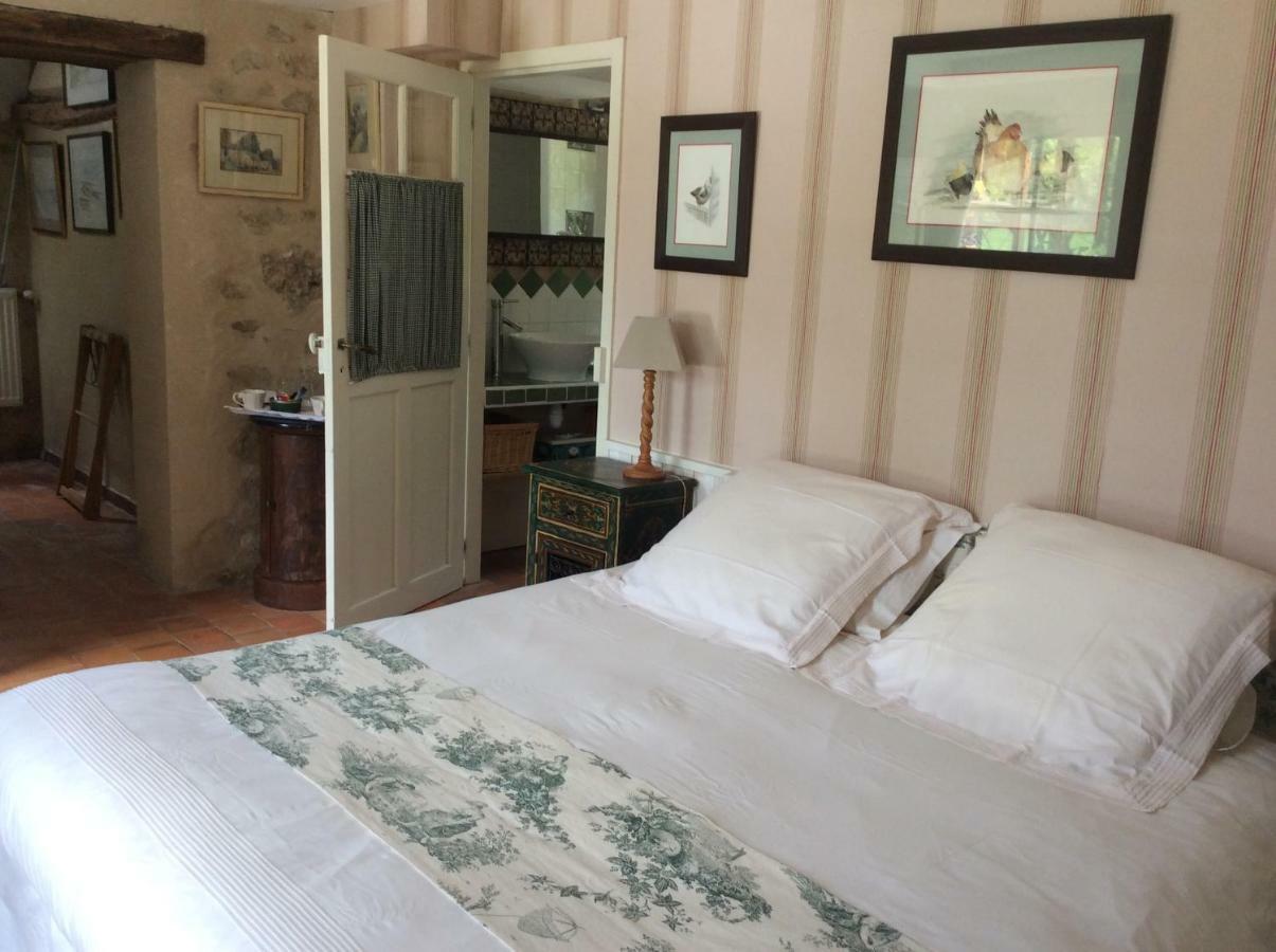 Les Sapins Otel Vitry-aux-Loges Dış mekan fotoğraf